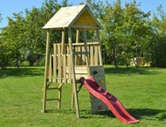 Houten kindertoren met glijbaan voor de tuin Jula
